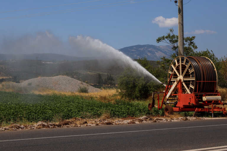 Αγρότες: Όλο το σχέδιο για τον ΕΦΚ στο πετρέλαιο, το κούρεμα δανείων, τα θερμοκήπια και τις αναξιοποίητες γαίες