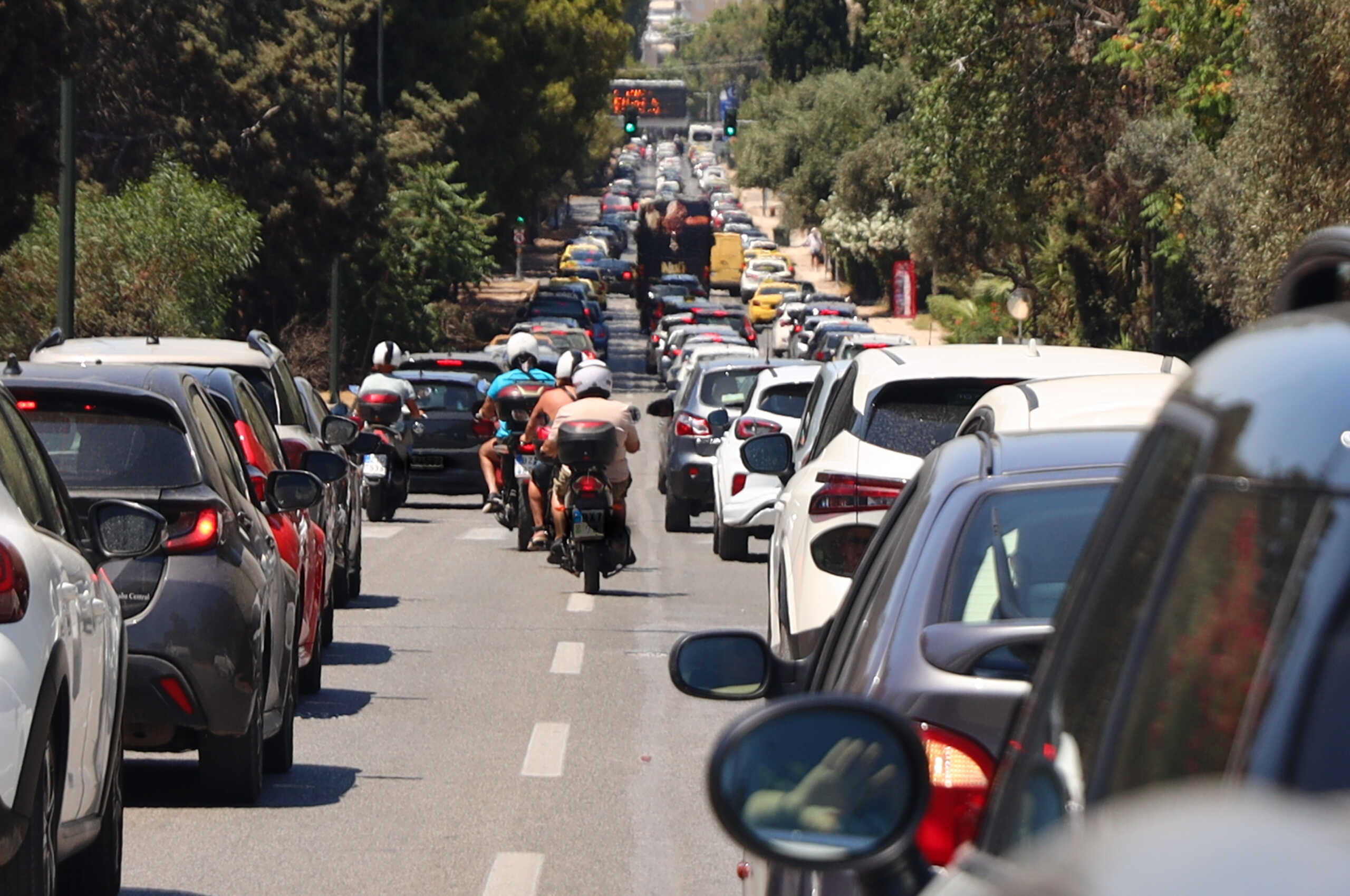 Νέος Κώδικας Οδικής Κυκλοφορίας: Χαμηλές ταχύτητες, υψηλά πρόστιμα