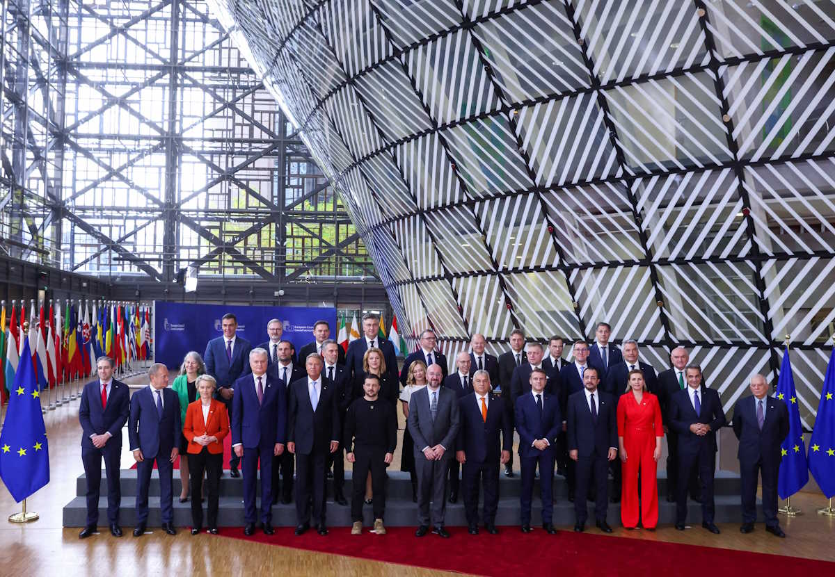 European Commission president Ursula von der Leyen, Cyprus' President Nikos Christodoulides, Ukraine's President Volodymyr Zelenskiy, President of the European Council Charles Michel, Hungary's Prime Minister Viktor Orban, French President Emmanuel Macron, Latvia's Prime Minister Evika Silina, German Chancellor Olaf Scholz, Sweden's Prime Minister Ulf Kristersson, Finnish Prime Minister Petteri Orpo, Spain's Prime Minister Pedro Sanchez, Estonia's Prime Minister Kristen Michal, Croatia's Prime Minister Andrej Plenkovic and other leaders pose for a family photo at the European Union leaders summit in Brussels, Belgium October 17, 2024. REUTERS