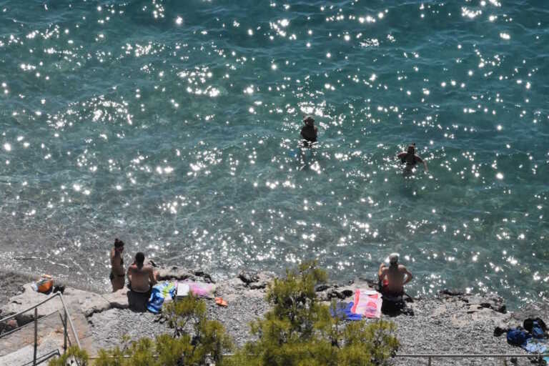 Οκτώβριος σαν Αύγουστος - Τους 34 βαθμούς άγγιξε η θερμοκρασία το Σάββατο, μικρή ανάσα δροσιάς την Κυριακή