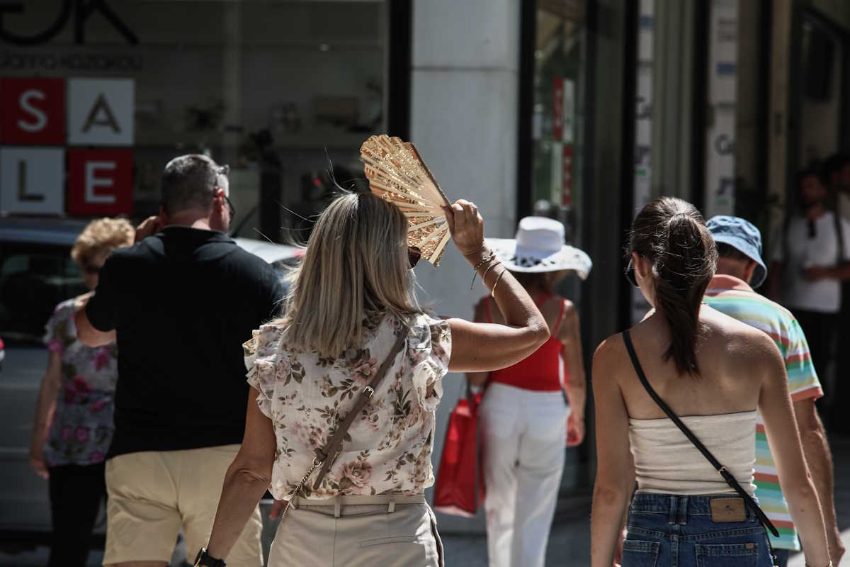 Καιρός αύριο: Λίγα σύννεφα με θερμοκρασίες έως 27 βαθμούς – Άνεμοι 7 μποφόρ στο Αιγαίο