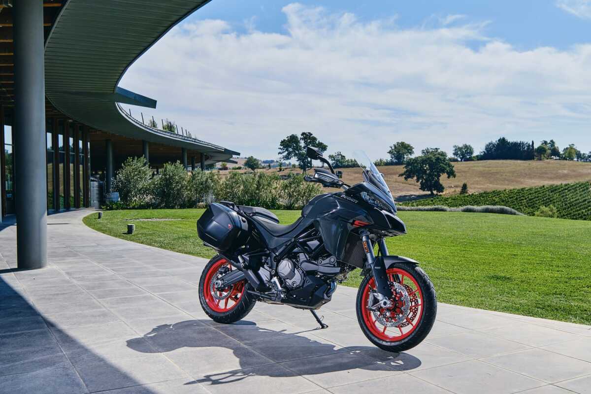 Ducati Multistrada V2 και V2S: έκπτωση 1.500 ευρώ