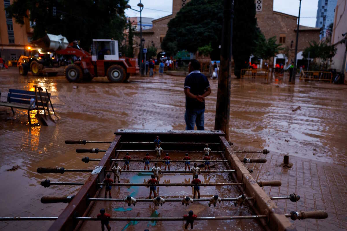 Η Ρεάλ Μαδρίτης δώρισε 1 εκατομμύριο ευρώ για τους πληγέντες από τις φονικές πλημμύρες στη Βαλένθια