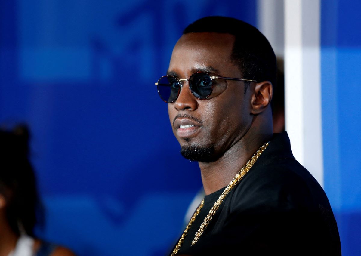 Sean «Diddy» Combs: Τον Μάιο θα «ραπάρει» στο δικαστήριο – Κατηγορίες για κυβερνητικό «δάκτυλο»