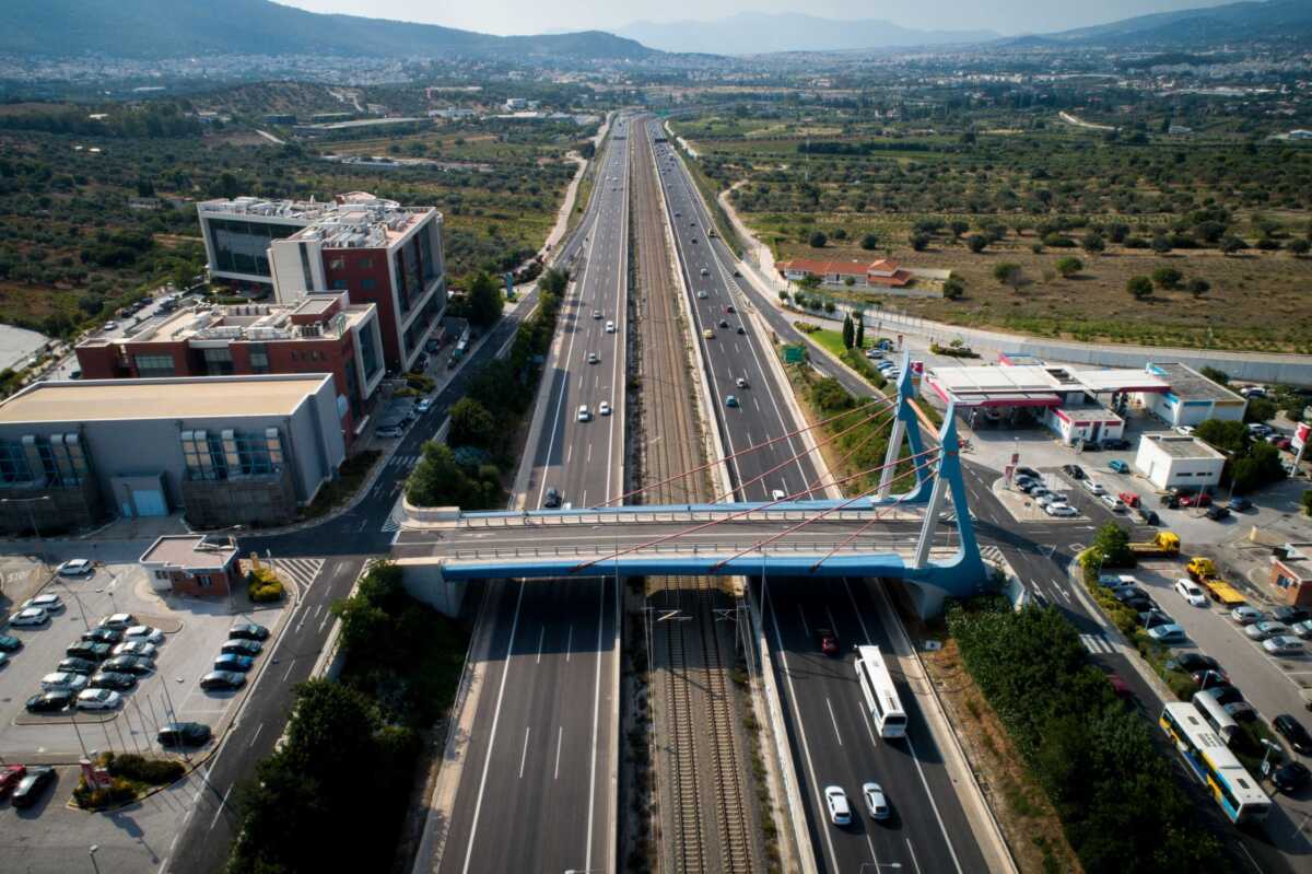 Αττική Οδός: Το ελληνικό Δημόσιο εισέπραξε 3,27 δισ. ευρώ από την σύμβαση παραχώρησης που επικύρωσε η Βουλή