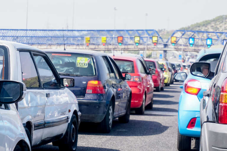 Mειωμένα διόδια από 2,8 έως 3 ευρώ από σήμερα για όσους διασχίζουν την Κεντρική Ελλάδα - Η ανάρτηση Μητσοτάκη