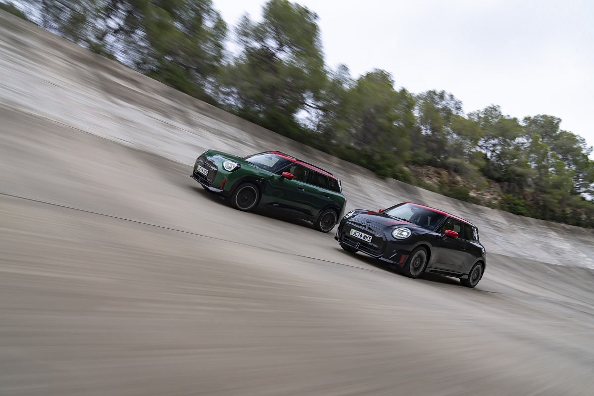 MINI: Παγκόσμια πρώτη για τα John Cooper Works και John Cooper Works Aceman