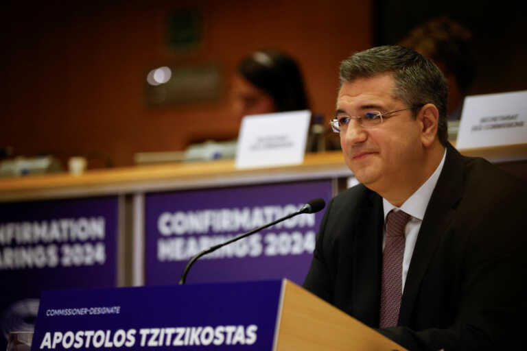 ΕΕ: Εγκρίθηκε η υποψηφιότητα Τζιτζικώστα για το χαρτοφυλάκιο Βιώσιμων Μεταφορών και Τουρισμού - Διαμαρτυρία Ελλήνων ευρωβουλευτών