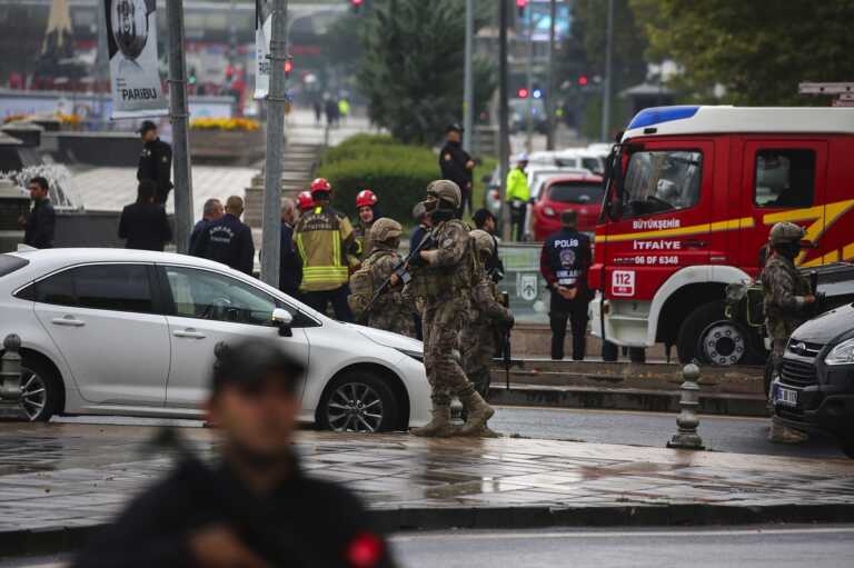 Ισχυρή έκρηξη σε διυλιστήρια στη Σμύρνη