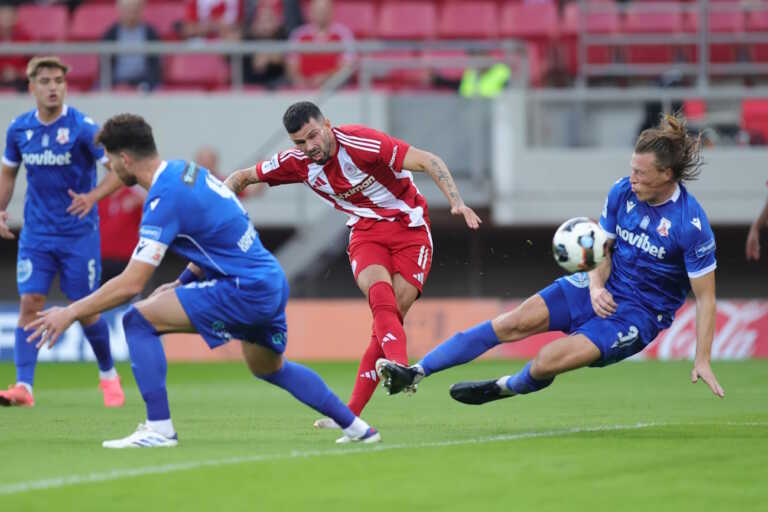 Ολυμπιακός - Πανσερραϊκός 1-0 live: Ο Βέλντε ανοίγει το... δρόμο για τους γηπεδούχους