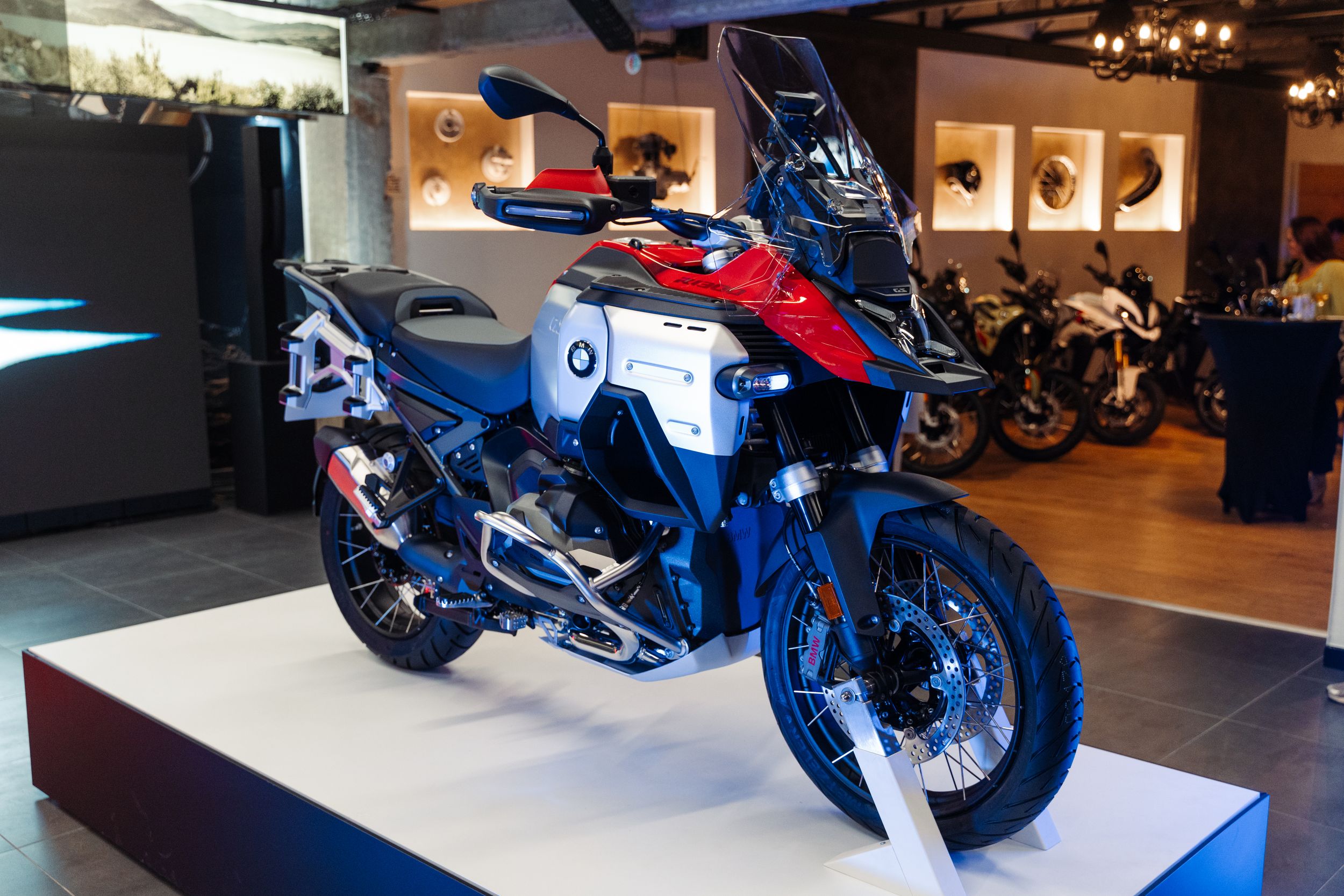 BMW R 1300 GS Adventure: Πρεμιέρα από τη Σπανός ΑΕ