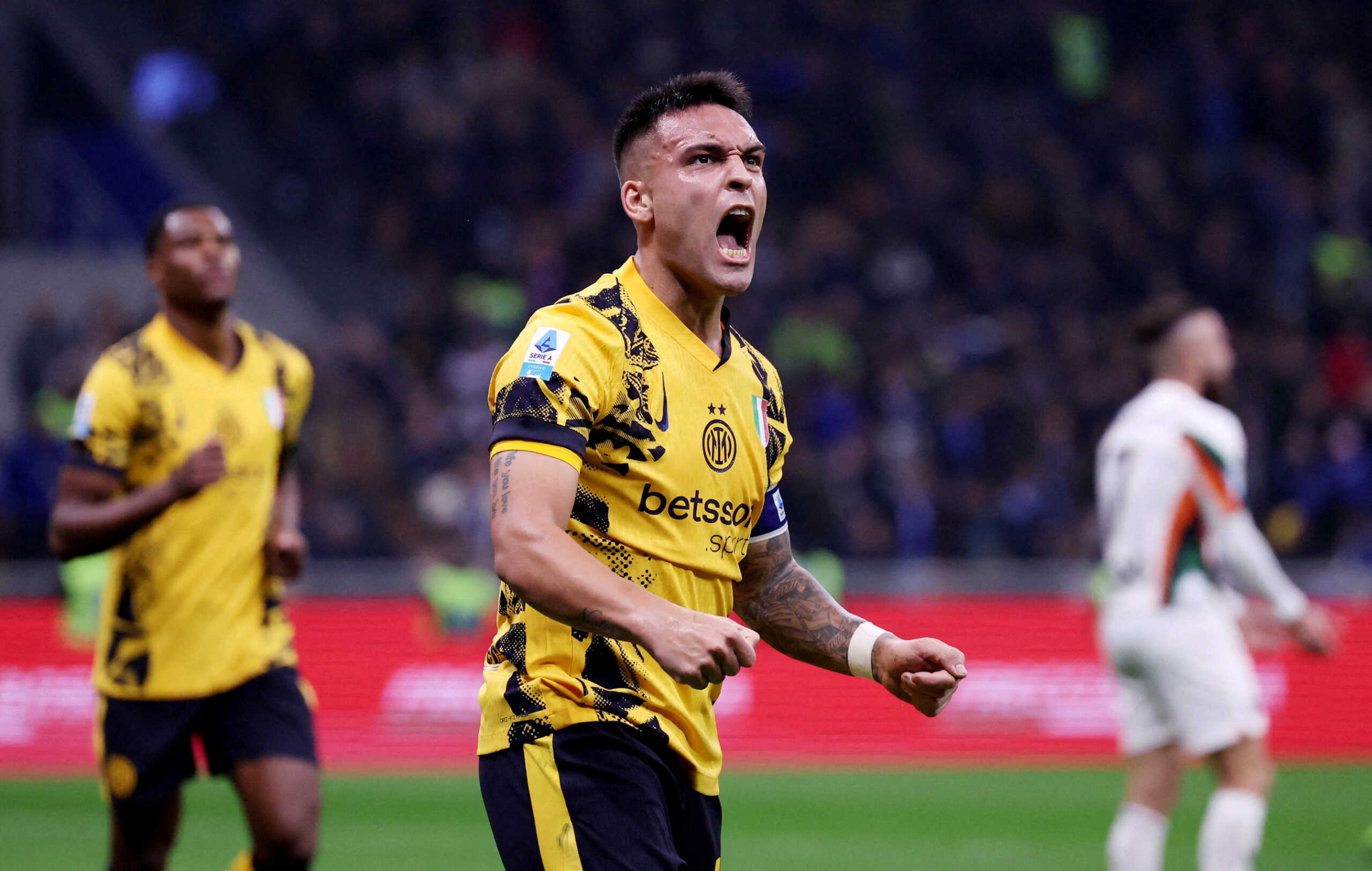 Soccer Football - Serie A - Inter Milan v Venezia - San Siro, Milan, Italy - November 3, 2024 Inter Milan's Lautaro Martinez celebrates scoring their first goal REUTERS