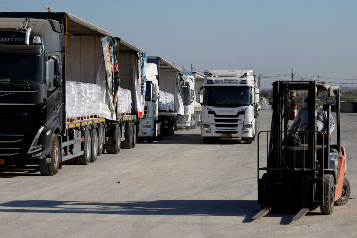 Το Ισραήλ άνοιξε νέο σημείο διέλευσης για ανθρωπιστική βοήθεια στη Γάζα πριν λήξει το τελεσίγραφο των ΗΠΑ