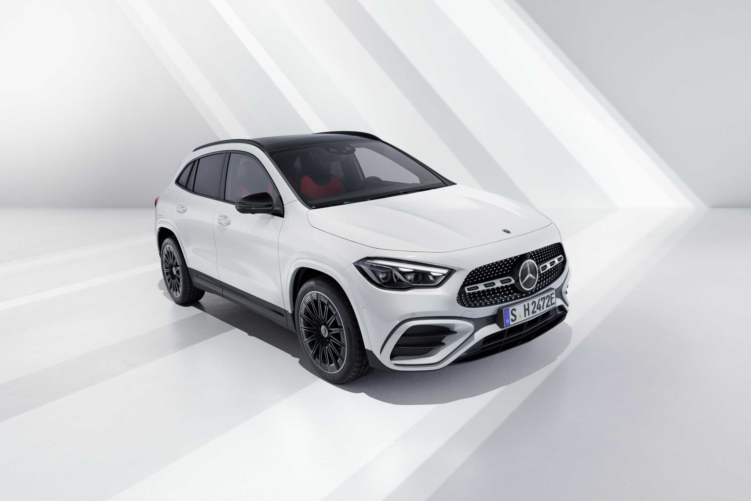 Mercedes: Μείωσε την τιμή της GLA 250e για εταιρική χρήση