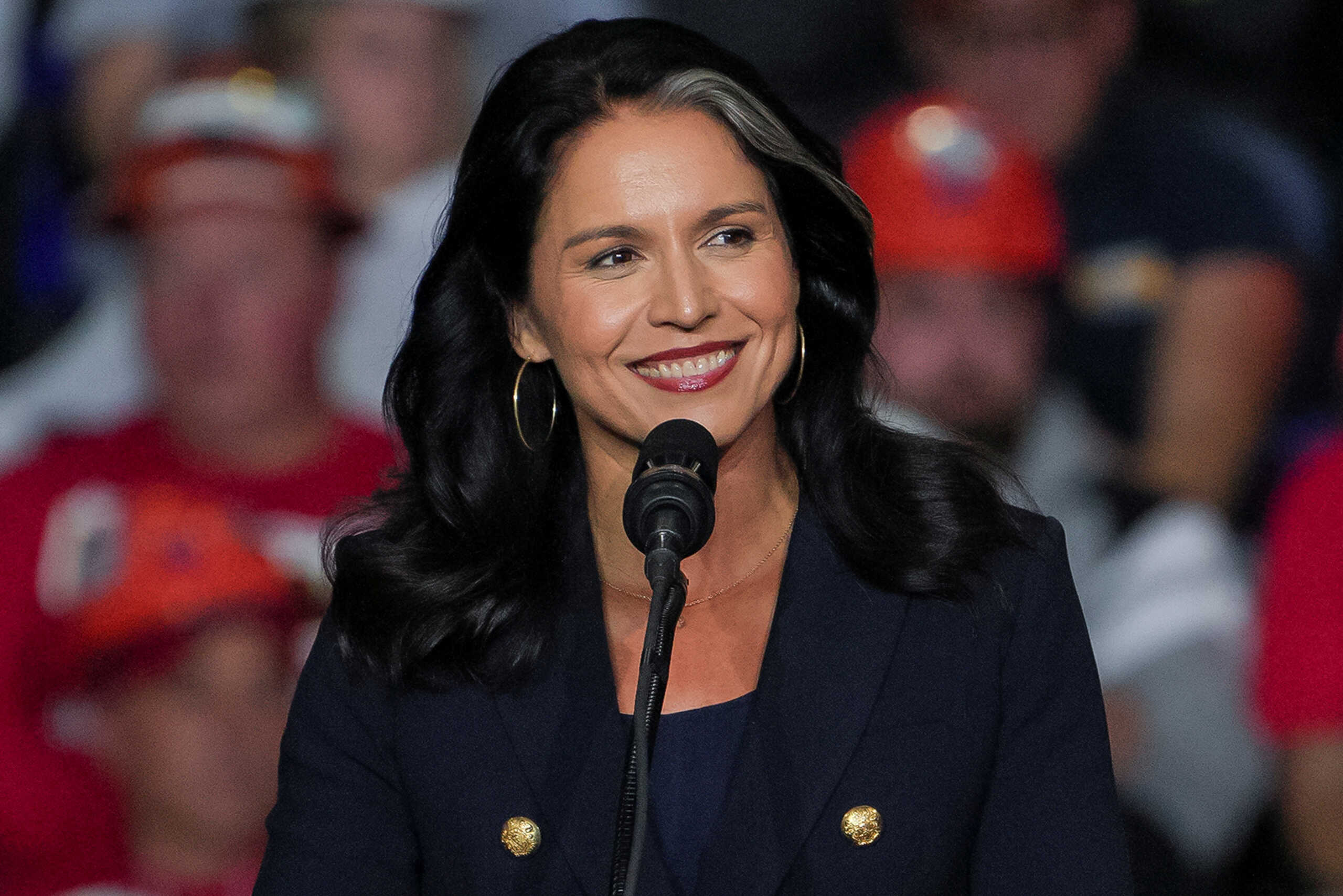 Former U.S. Rep. Tulsi Gabbard attends a campaign rally of Republican presidential nominee and former U.S. President Donald Trump at PPG Paints Arena in Pittsburgh, Pennsylvania, U.S., November 4, 2024. REUTERS