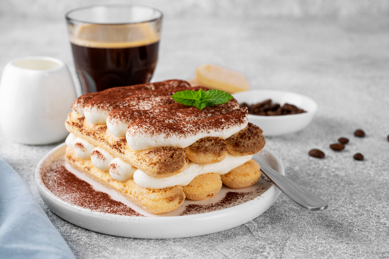 Tiramisu χωρίς αυγά: θα σας πάρει και θα σας σηκώσει ψηλά