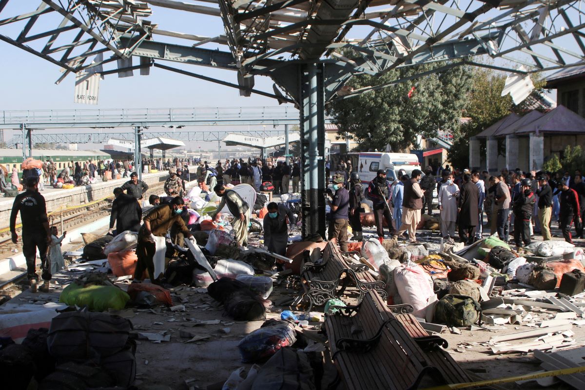 Πακιστάν: Τουλάχιστον 24 νεκροί και 40 τραυματίες από βόμβα σε σιδηροδρομικό σταθμό