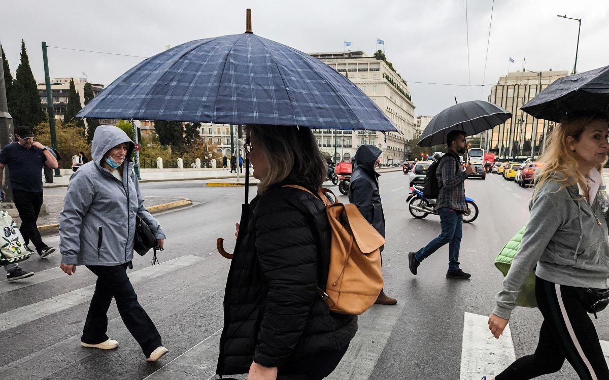 Κακοκαιρία Alexandros: Ισχυρές βροχές και καταιγίδες για 30 ώρες σε Ιόνιο, Ήπειρο, Θεσσαλία και Σποράδες – Έκτακτο Δελτίο από την ΕΜΥ