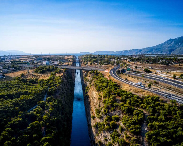 Ισθμός: Άνδρας προσπάθησε να πέσει από τη γέφυρα