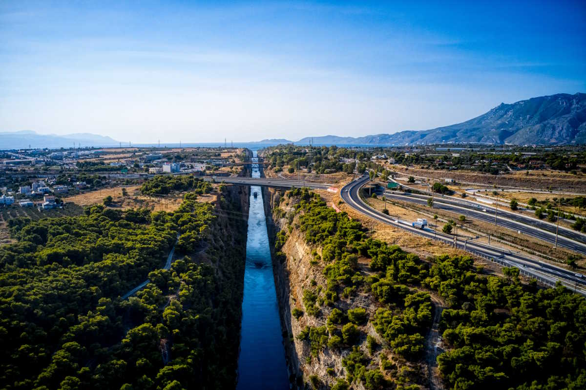 Ισθμός: Άνδρας προσπάθησε να πέσει από τη γέφυρα