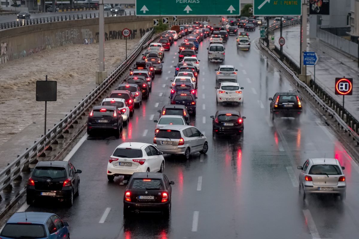 Καμπανάκι Λέκκα για αυξημένο κίνδυνο πλημμυρών στον Κηφισό: «Ασφυκτιά από το τσιμέντο»