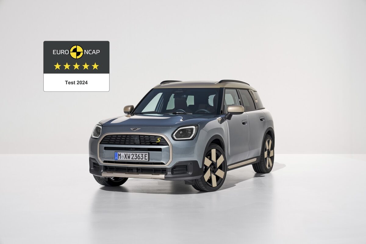 MINI: Οι λόγοι που το Countryman πήρε 5 αστέρια στις δοκιμές ασφάλειας