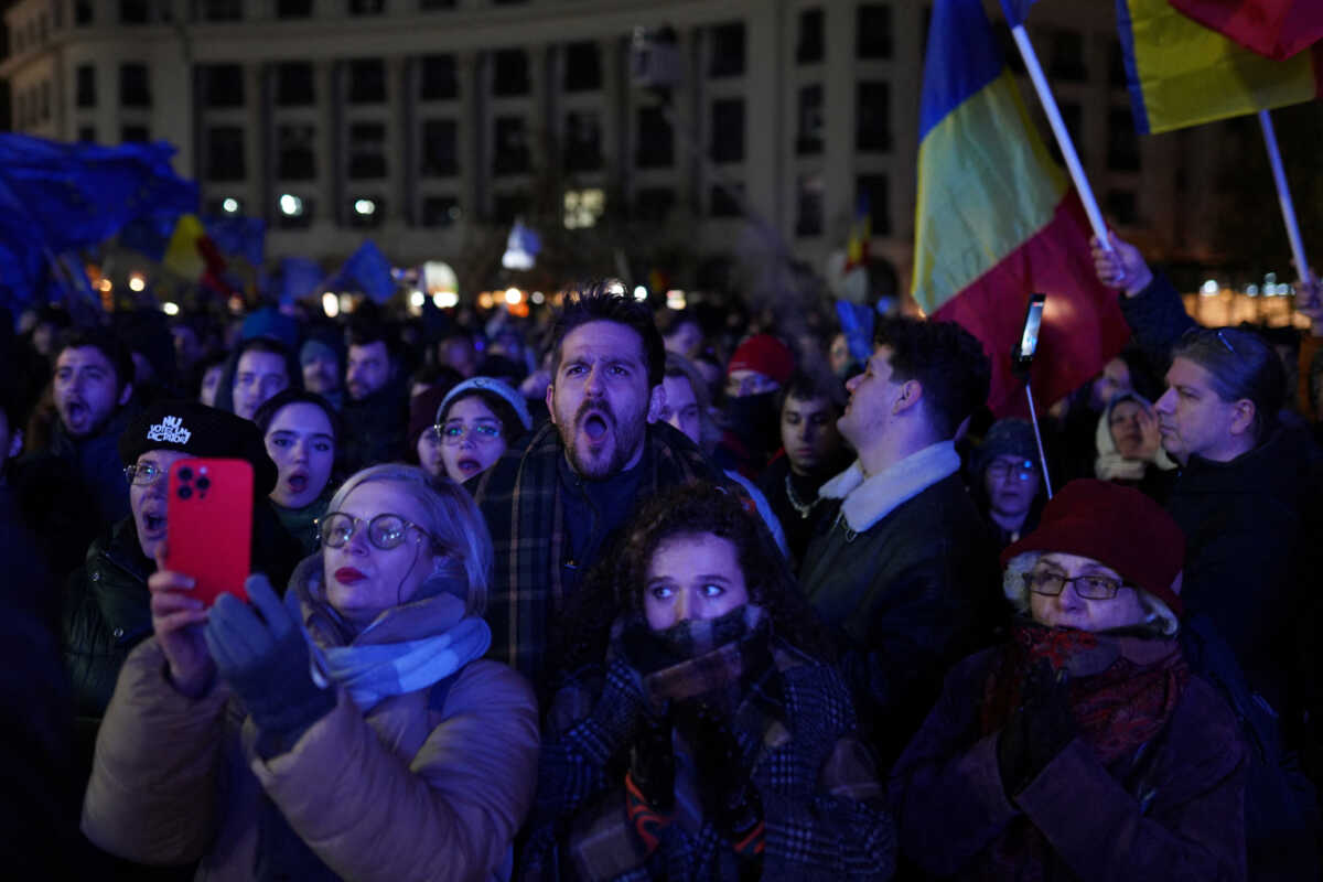 Ρουμανία: Ακυρώθηκε το αποτέλεσμα του πρώτου εκλογικού γύρου λόγω ρωσικής ανάμιξης – Επαναλαμβάνεται η διαδικασία