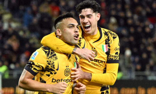 Soccer Football - Serie A - Cagliari v Inter Milan - Unipol Domus, Cagliari, Italy - December 28, 2024 Inter Milan's Lautaro Martinez celebrates scoring their second goal with Alessandro Bastoni REUTERS