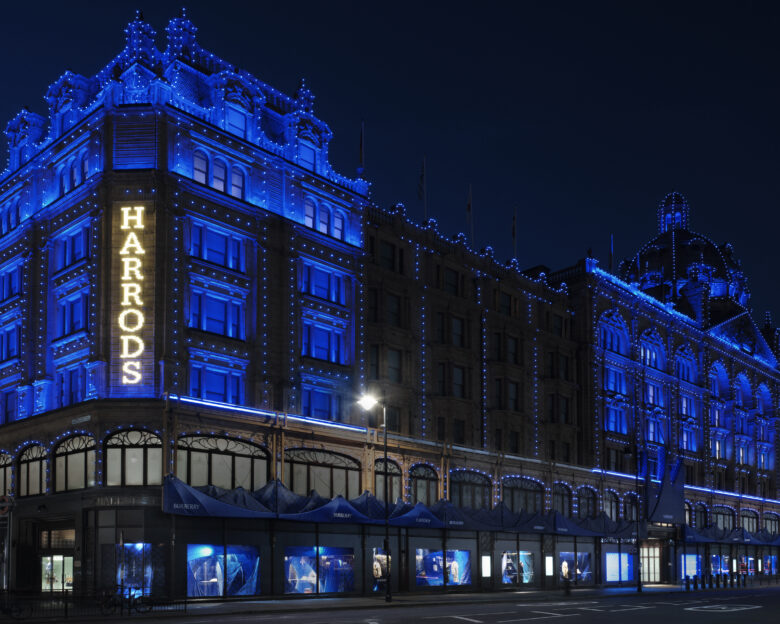 Πάνω από 300 εργαζόμενοι του Harrods θα απεργήσουν πριν από τα Χριστούγεννα και την «Boxing Day»