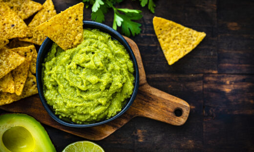 Το καλύτερο και πιο εύκολο guacamole: Το αγαπημένο ορεκτικό της παρέας