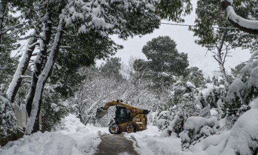 Καιρός σήμερα: Συνεχίζεται η επέλαση της κακοκαιρίας με βροχές, χιόνια και θυελλώδεις ανέμους – Αναλυτική πρόγνωση 