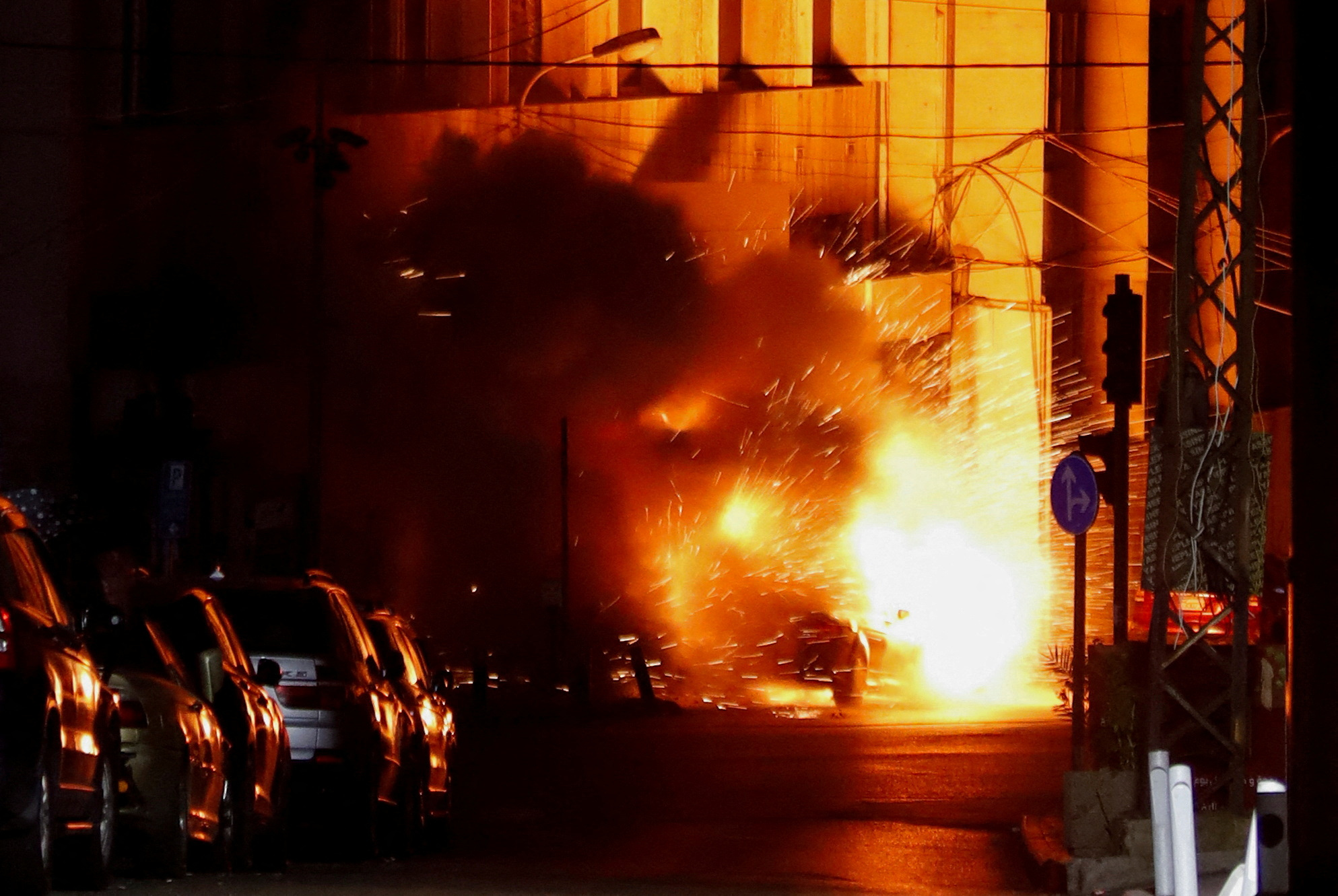 Το Ισραήλ εξαπέλυσε επίθεση κατά της Χεζμπολάχ στον Λίβανο – Drones πάνω από τη Βηρυτό