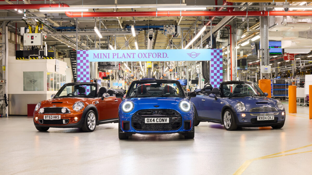 MINI: Το Cabrio Cooper στην 4η γενιά του