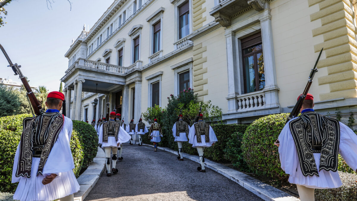 Στην Κρήτη θα αποφασίσει ο Κυριάκος Μητσοτάκης για Πρόεδρο της Δημοκρατίας: Τα ονόματα που ακούγονται