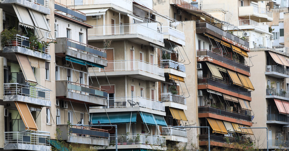 Πώς θα σωθούν τα σπίτια των ευάλωτων οφειλετών – Τα σενάρια για τον Φορέα Ακινήτων για το 2025