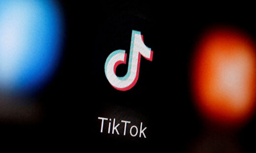 Η Αλβανία ανακοίνωσε πως «κλείνει» το TikTok για τουλάχιστον ένα χρόνο