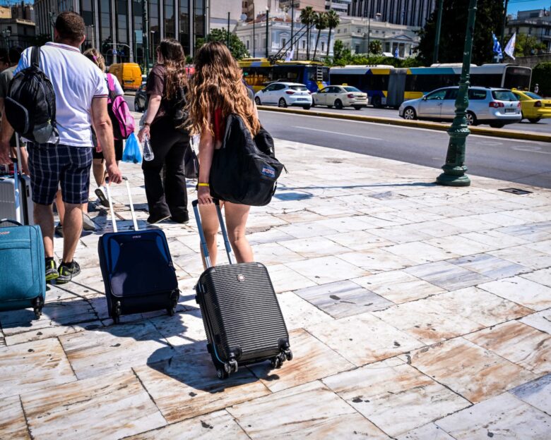 Τα 21 δισ. ευρώ προσέγγισαν τα τουριστικά έσοδα το δεκάμηνο του 2024