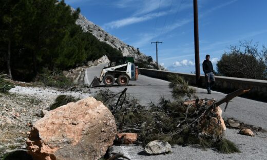 Δήμαρχος Θέρμου για τον σεισμό 4,7 Ρίχτερ στην Αιτωλοακαρνανία: Προσοχή στο ορεινό οδικό δίκτυο λόγω πτώσης βράχων