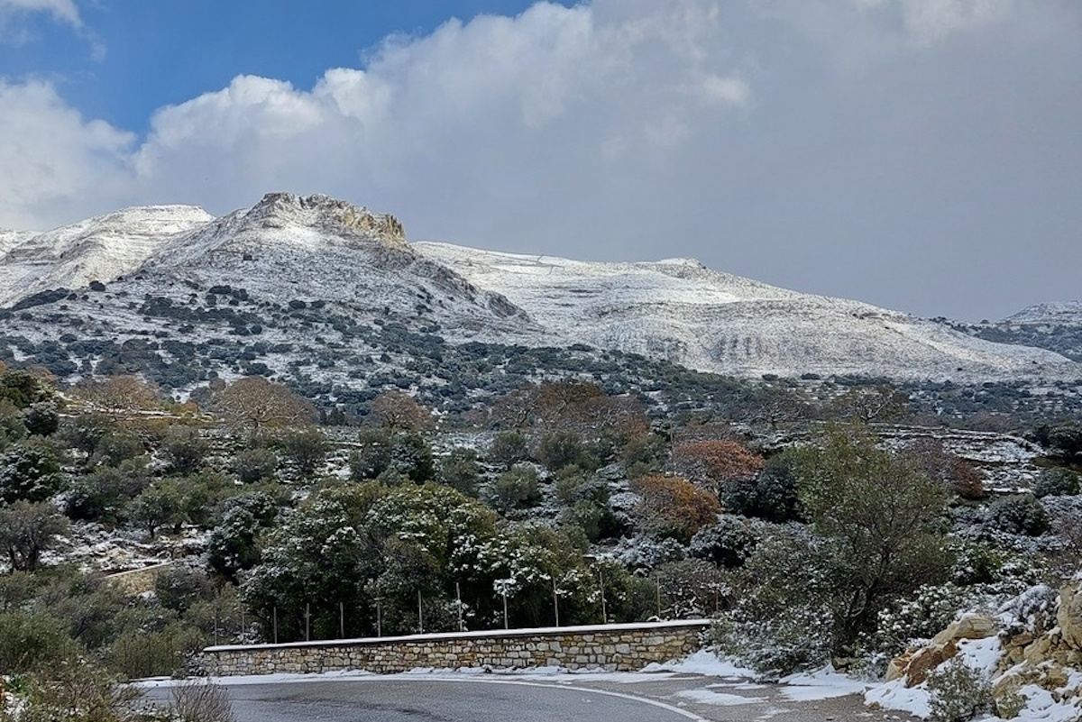 Καιρός: Χριστούγεννα με χιόνια και βροχές – Σε πτώση η θερμοκρασία