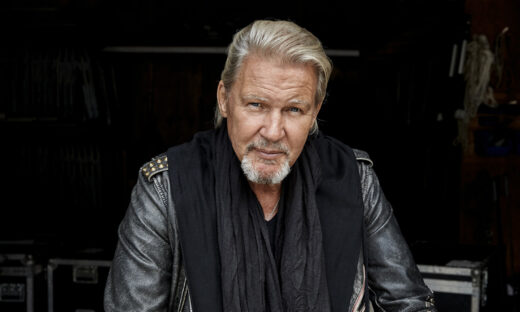 Johnny Logan, o θρύλος της Eurovision έρχεται στο θέατρο Παλλάς