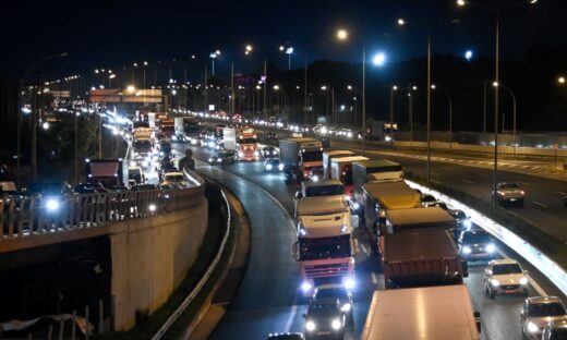 Κίνηση στους δρόμους: Τροχαίο με τραυματία στον Κηφισό – Καθυστερήσεις στο ρεύμα προς Λαμία