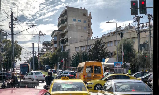 Kυκλοφοριακές ρυθμίσεις στις 11 και 12 Ιανουαρίου στη λεωφόρο Αθηνών