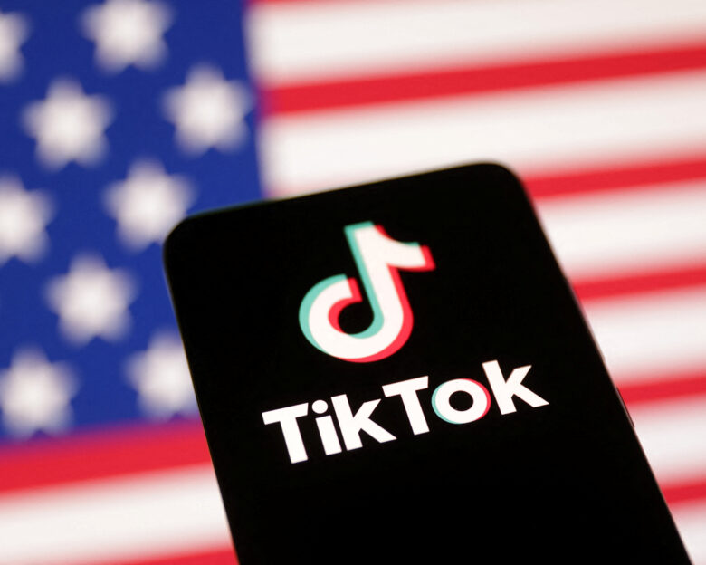 TikTok: «Αποκύημα της φαντασίας η εξαγορά της εφαρμογής από τον Έλον Μασκ» απαντάει η Κίνα