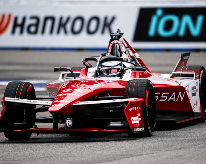 Formula E: Ηρωική νίκη του Ρόουλαντ με Nissan στο Μεξικό