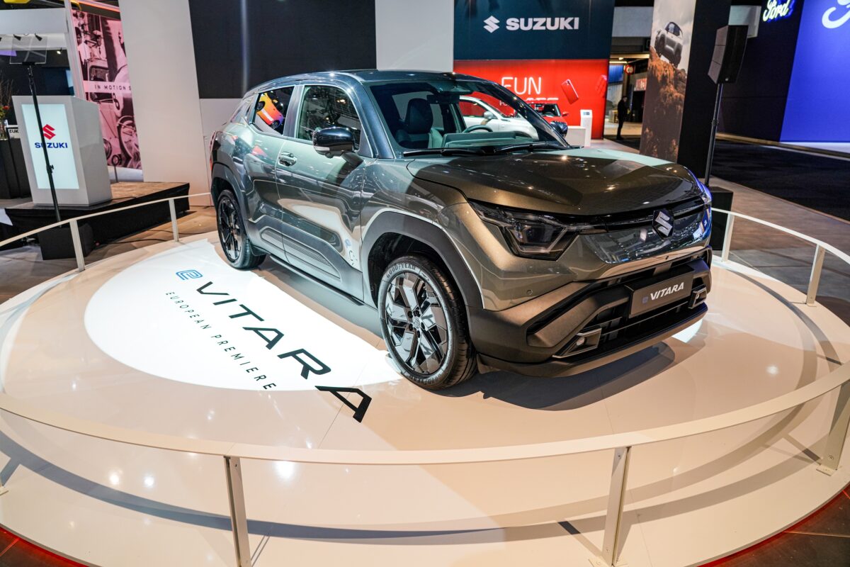 Suzuki: Το καλοκαίρι έρχεται το ηλεκτρικό e VITARA