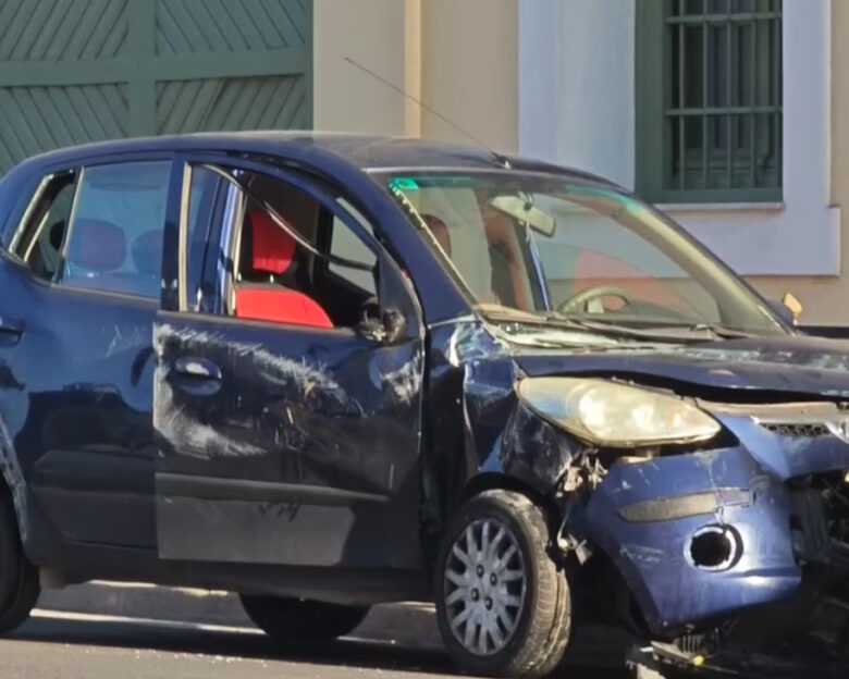 Σοβαρό τροχαίο στην Πειραιώς: Κλειστή η μία λωρίδα προς Αθήνα