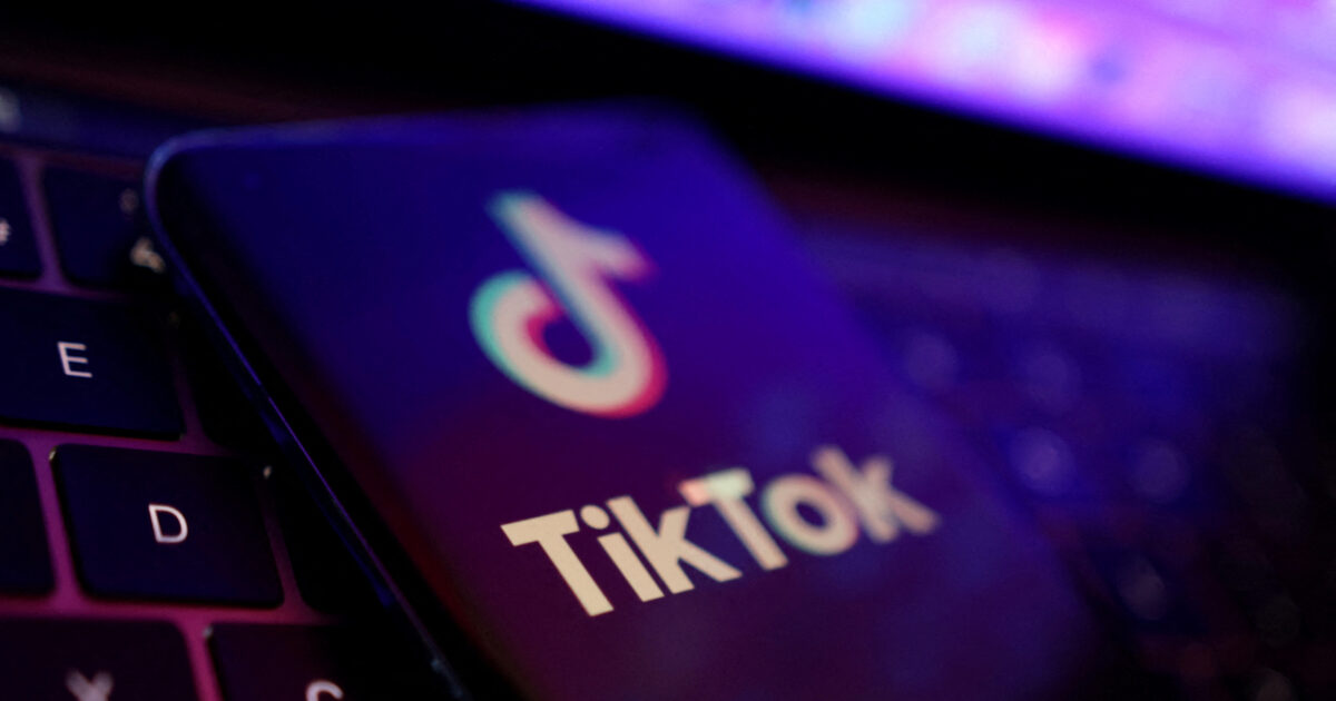 Το TikTok ευχαριστεί τον Ντόναλντ Τραμπ «που θα βρει λύση για να παραμείνει διαθέσιμο στις ΗΠΑ»