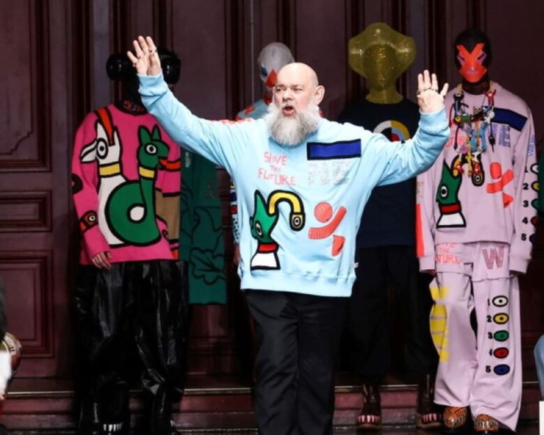 Walter Van Beirendonck: Ο κόσμος της μόδας φοβάται τον Τραμπ, λέει ο βέλγος σχεδιαστής