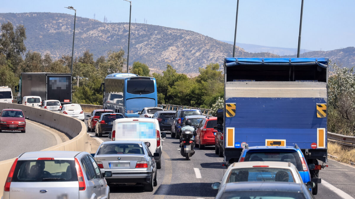 Μέσα από το gov.gr η έκδοση και παράταση αδειών οδήγησης αυτοκινήτων και μοτοσικλετών