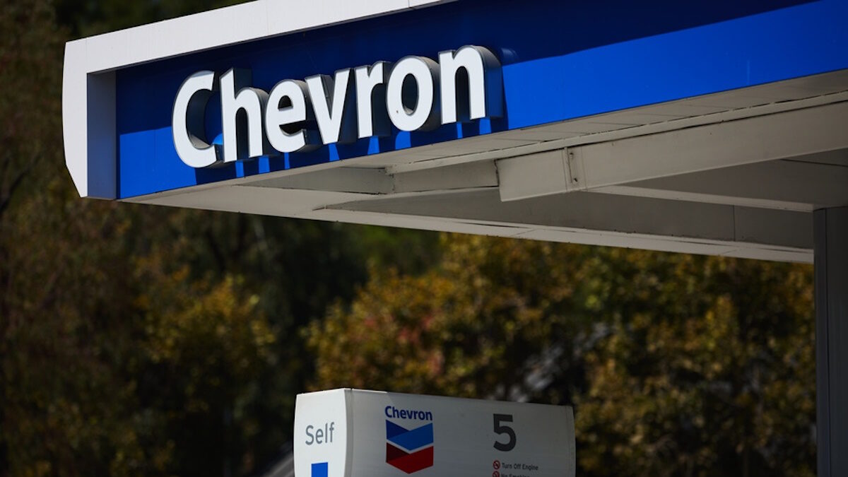 Η Chevron άρχισε να αναφέρεται σε «Κόλπο της Αμερικής» ακολουθώντας τον Ντόναλντ Τραμπ